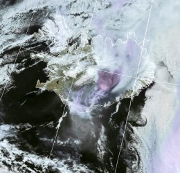 Satellitenbild 22.05.2011, 13:58 UTC, NOAA19 VIS Quelle: B.J.Burton